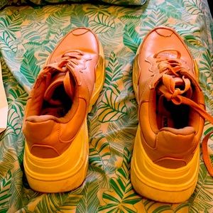 Fashionova brand shoes